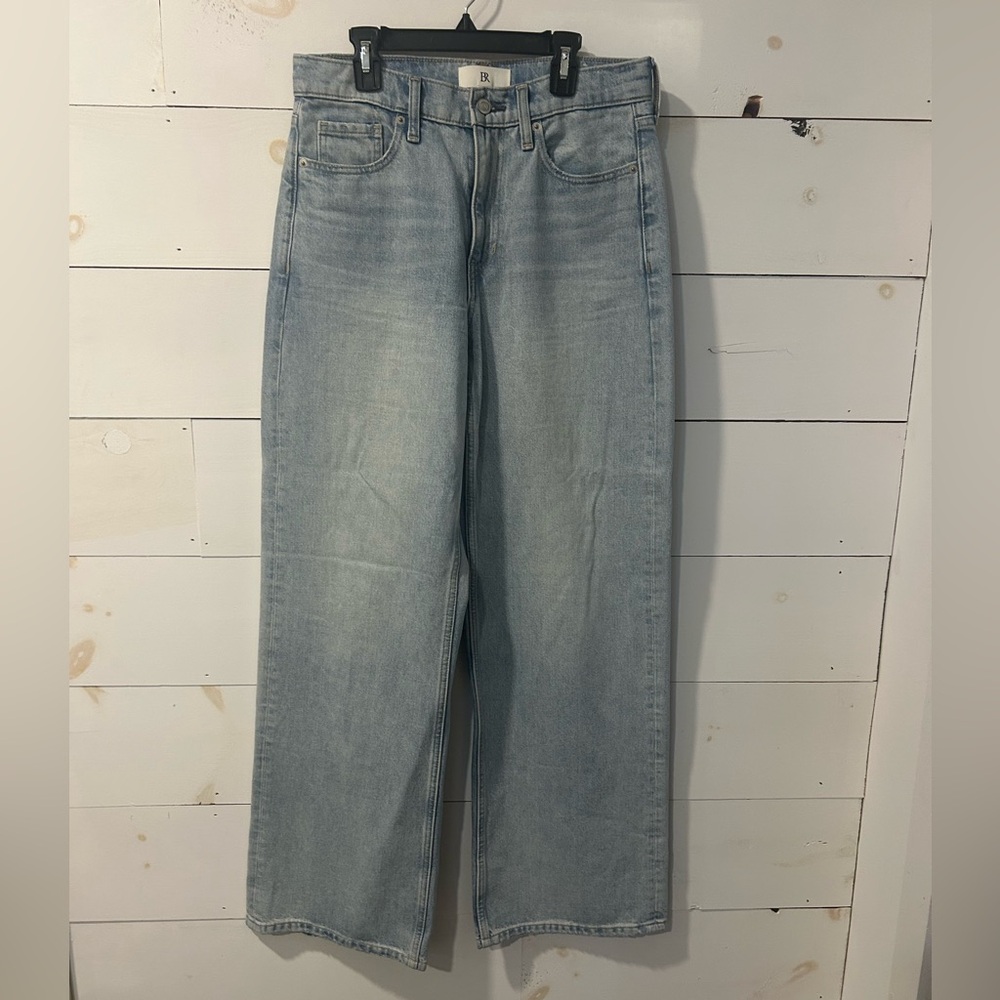 Banana Republic Icon, classic wide-leg Jean light wash